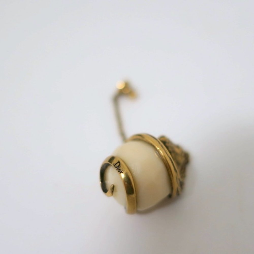 Christian Dior Diorodeo Horse Head Drop Earrings - Picture 7 of 7